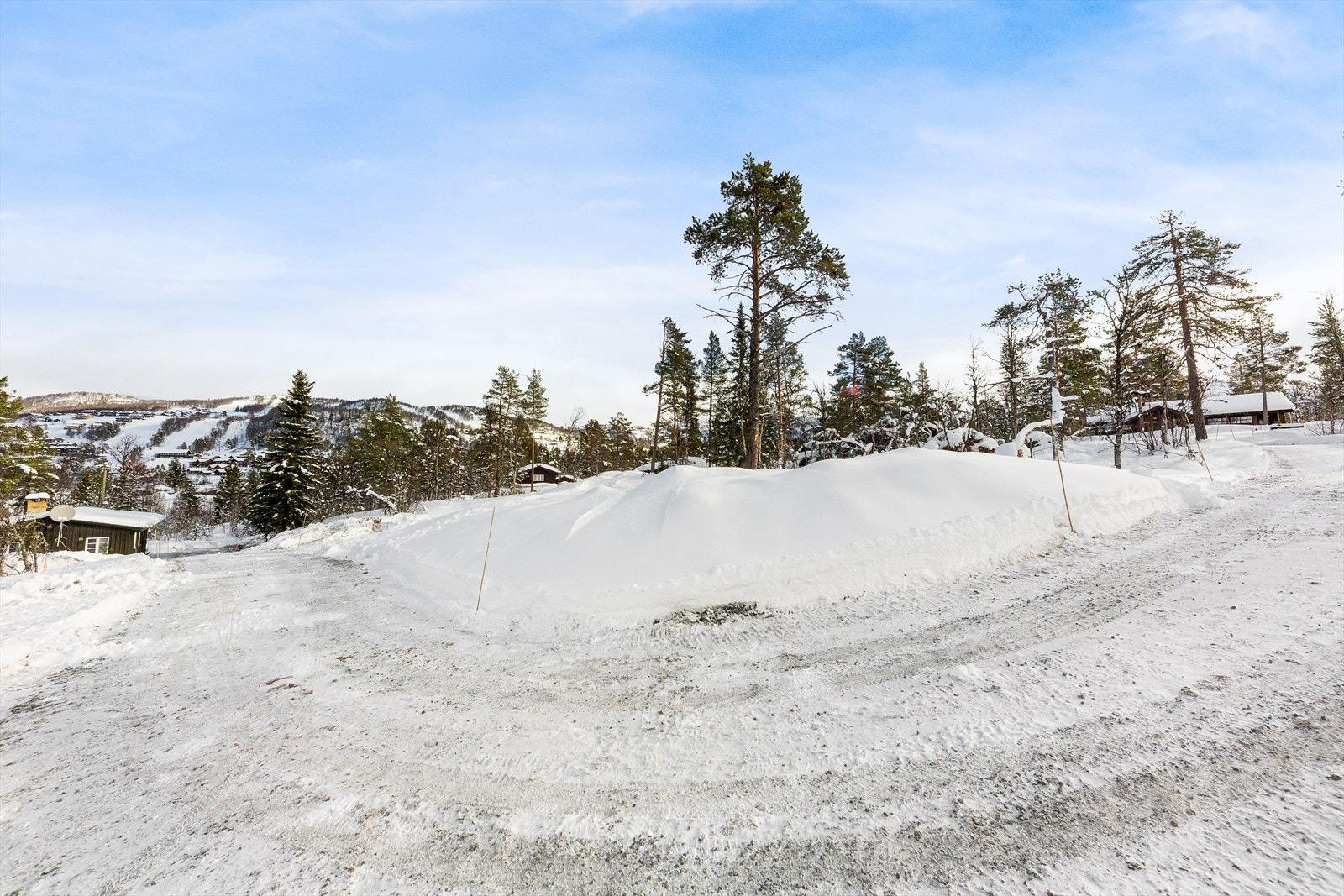 Brøytet vei helt frem Galleribilde