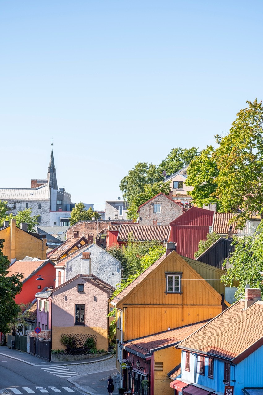 Kort vei til idylliske Damstredet med sine sjarmerende og fargerike småhus. Galleribilde