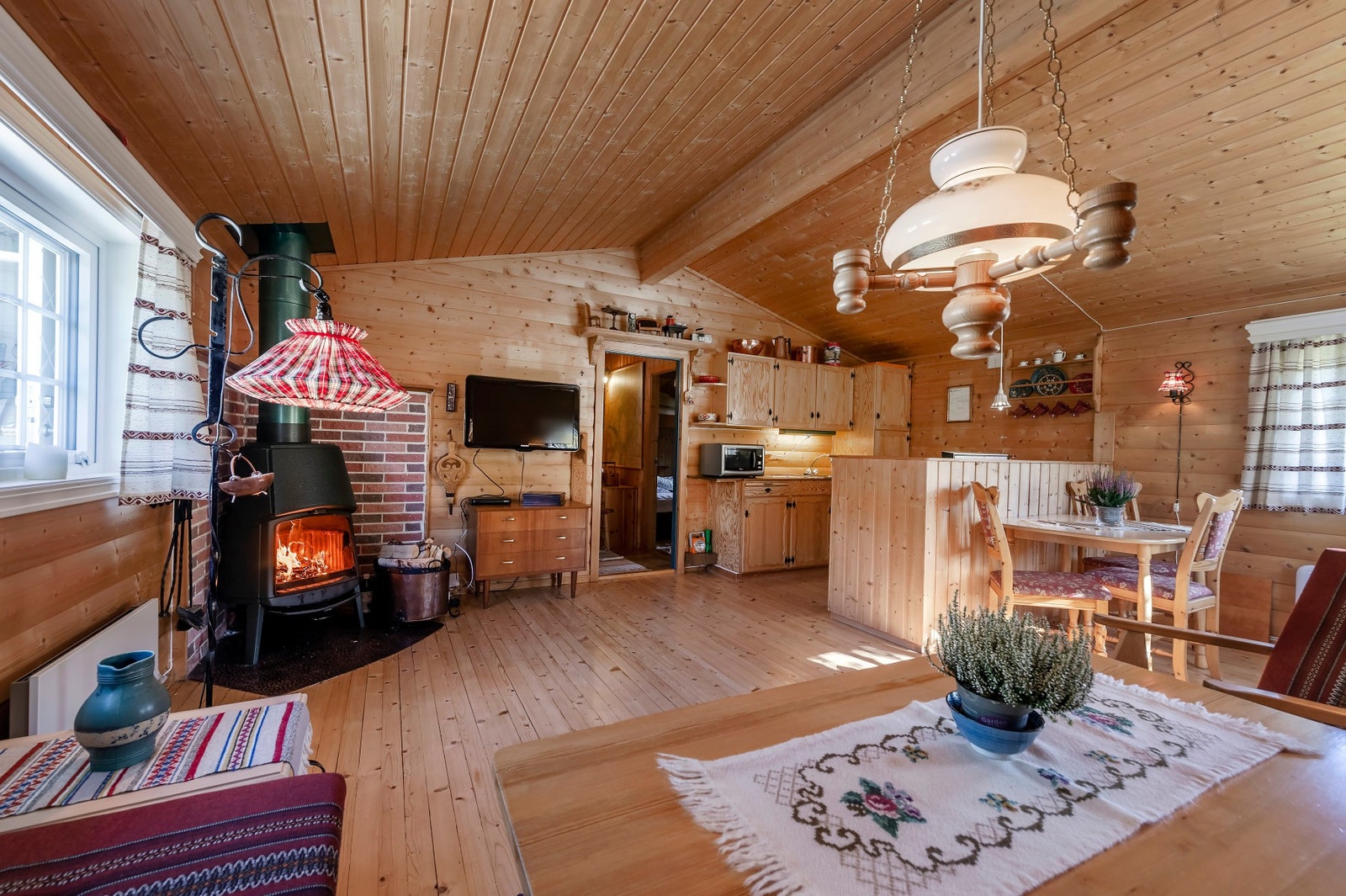 Hytten har et bruksareal på 114 kvm. Galleribilde