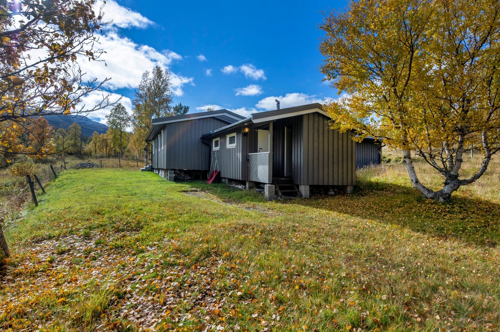 Hytten ble vesentlig oppusset utvendig i 2015. Galleribilde