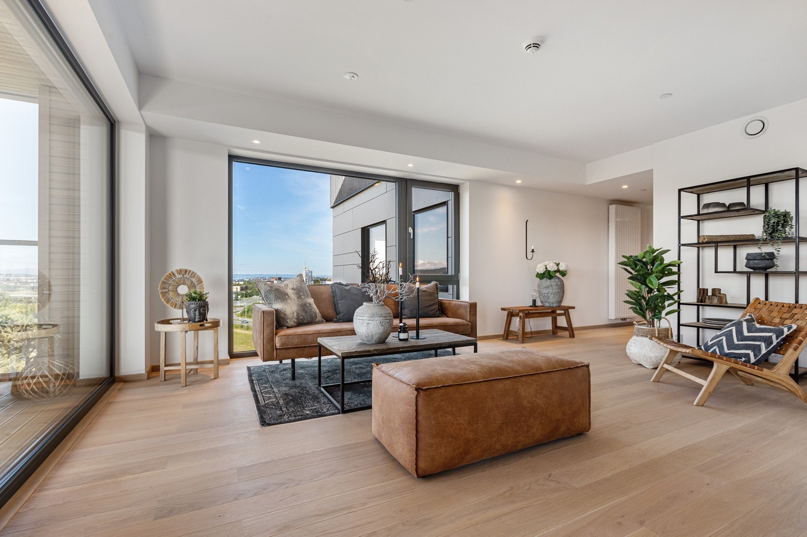 God planløsning gjør leiligheten enkel å møblere Galleribilde