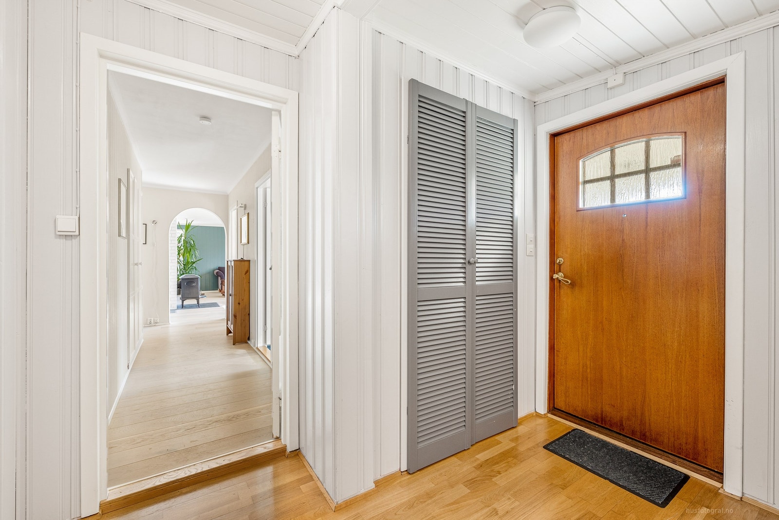 Entré med innebygd garderobeskap Galleribilde