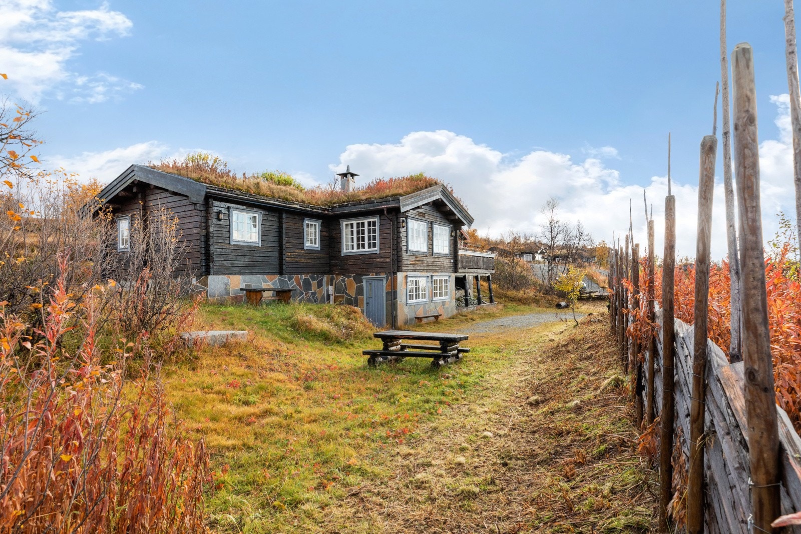 Megler Marit Wangensten-Mo presenterer denne eiendommen Galleribilde