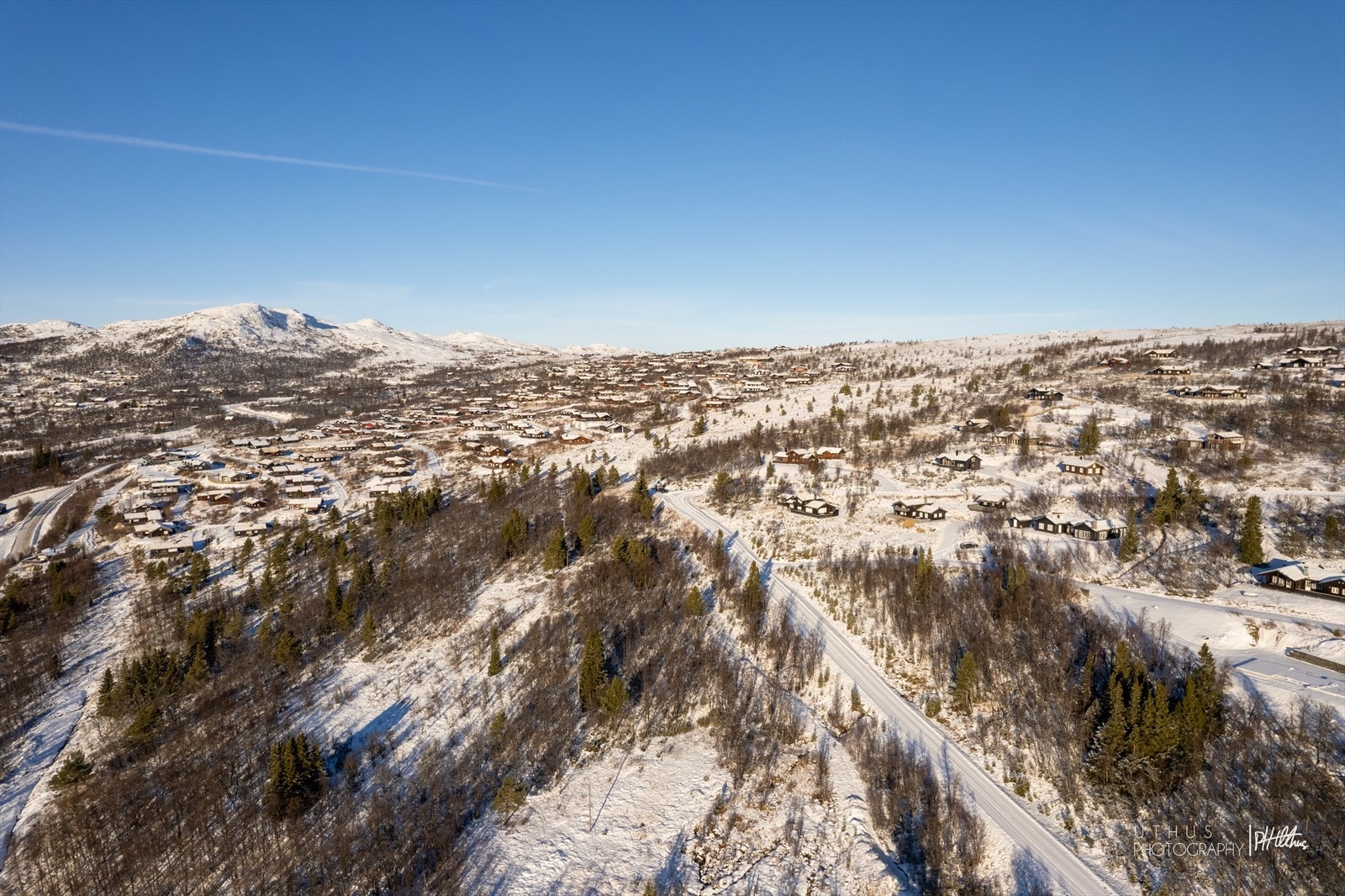 - Tomten ligger i et attraktivt hytteområde - Galleribilde