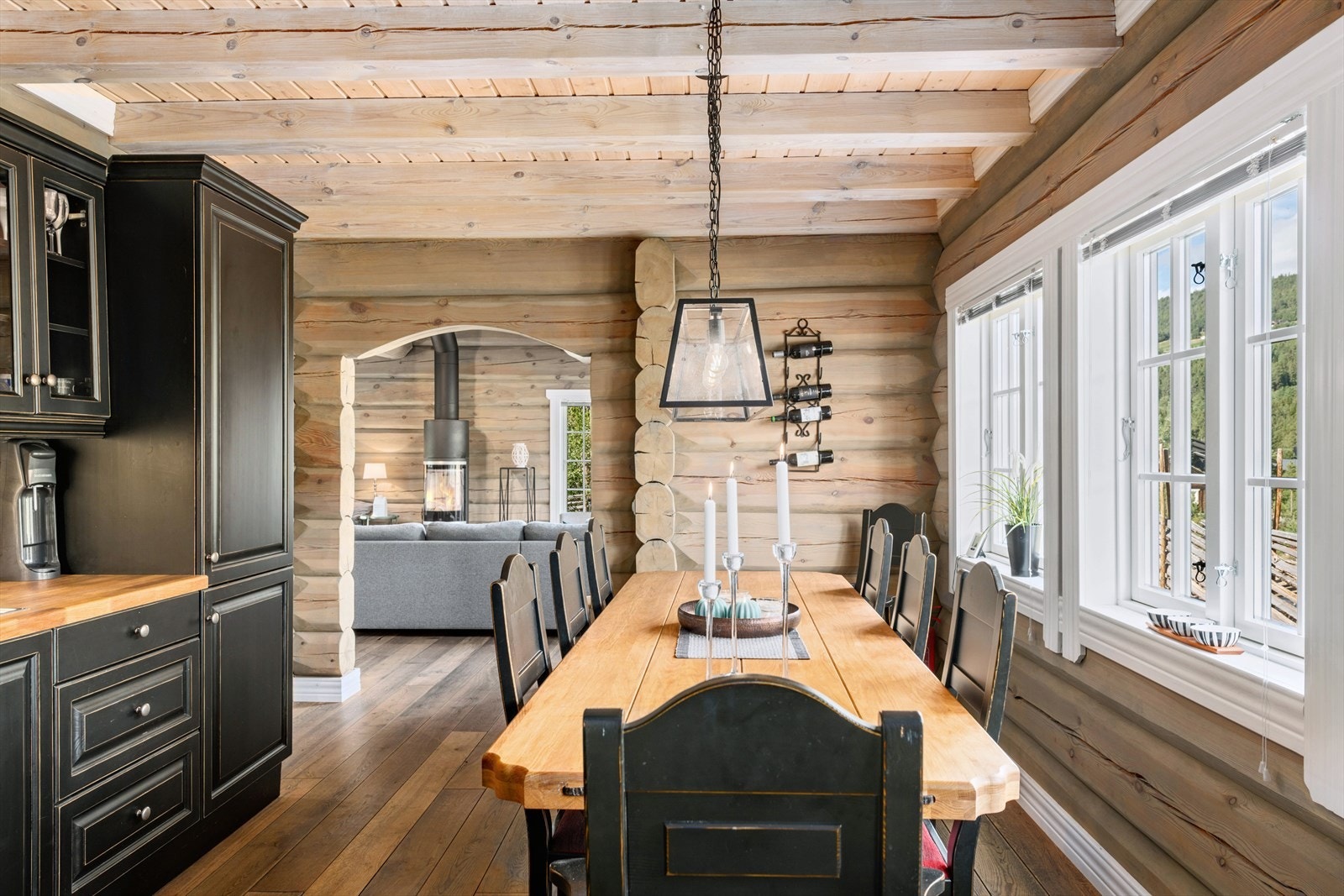 Koselig spiseplass på kjøkkenet Galleribilde