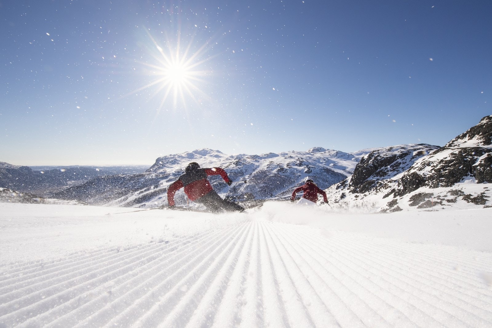 Når du bor i bakken er sannsynligheten stor for at du er den første som kan nyte nypreparert cordfløyel dagen etter! Galleribilde