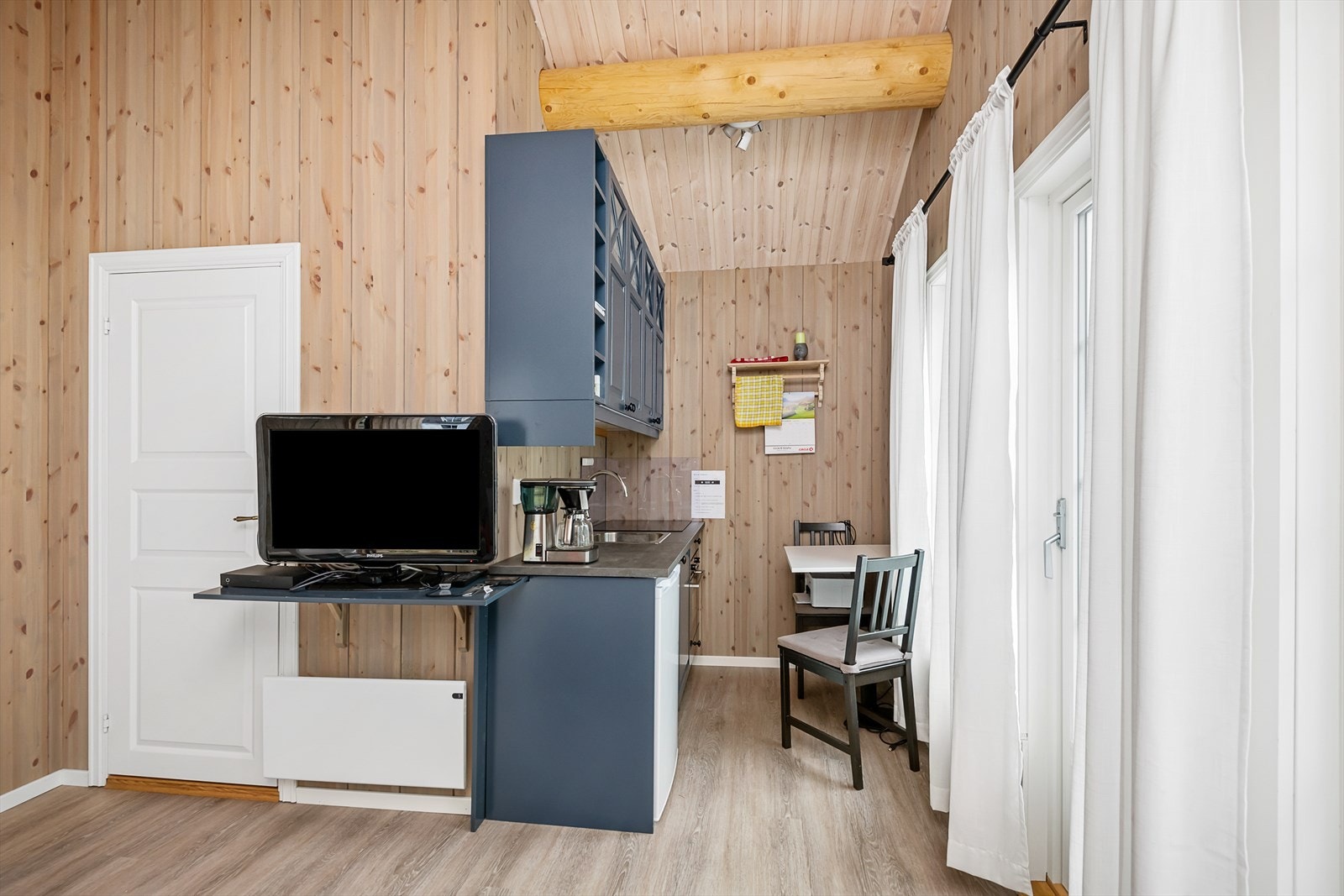 Annekset er av nyere dato og i moderne og tidløs stil. Galleribilde