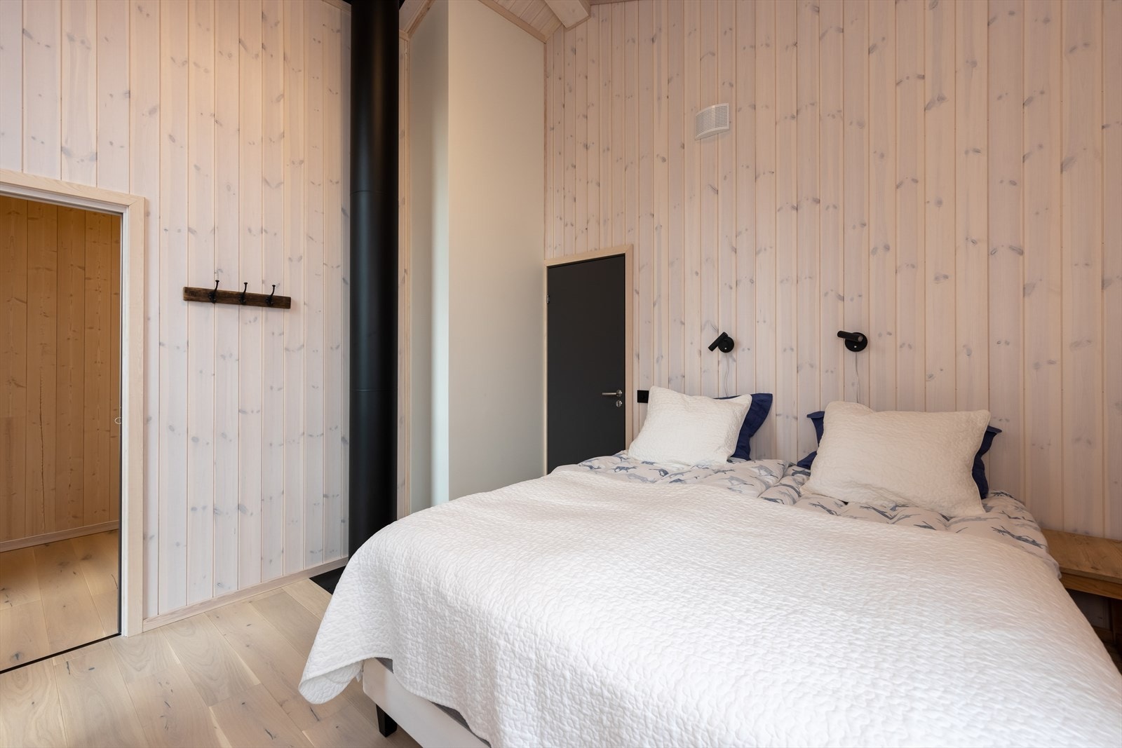 Soverom 3 med direkte adkomst til garderoberom Galleribilde