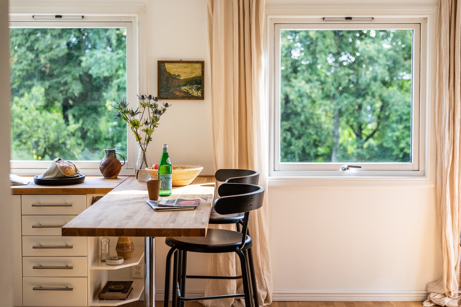 Her er det godt med lysinnslipp fra store vindusflater. Galleribilde