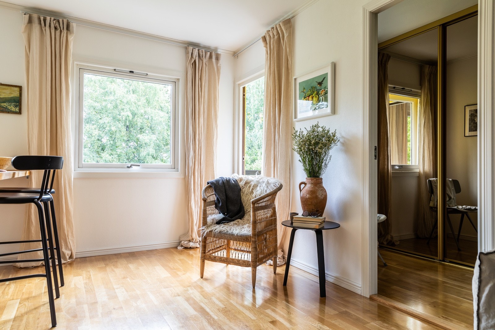 Stuen kan møbleres i flere soner. Galleribilde