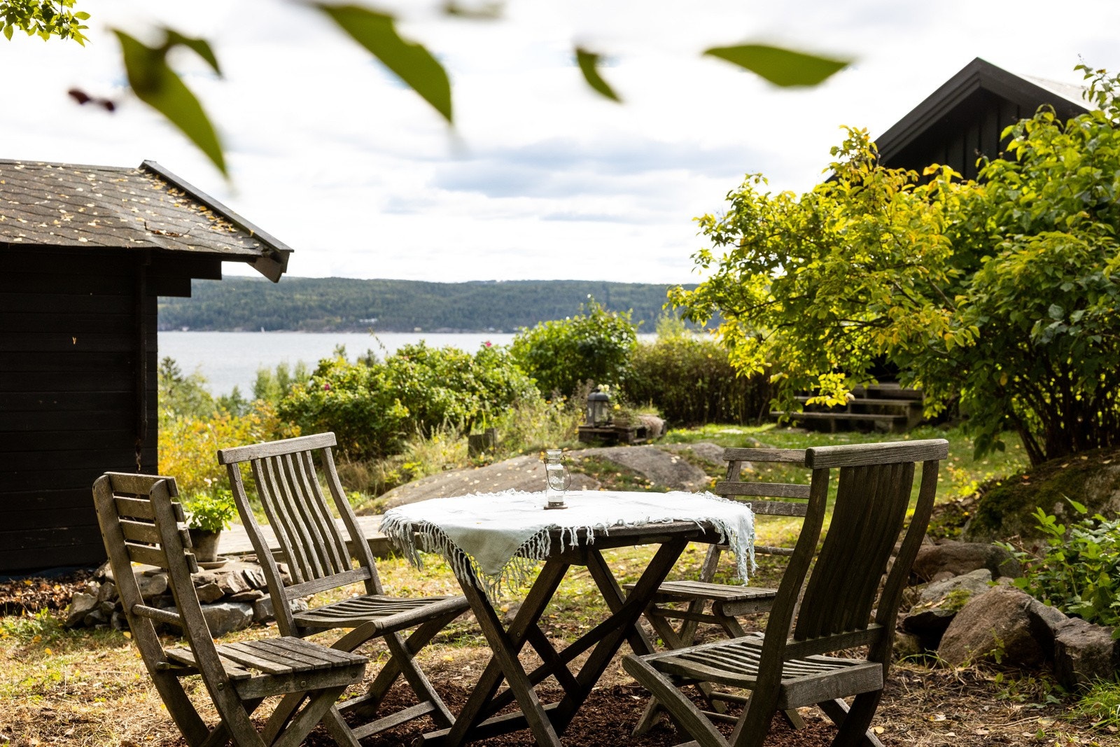 Åpen og solrik tomt med vakker soloppgang! Galleribilde