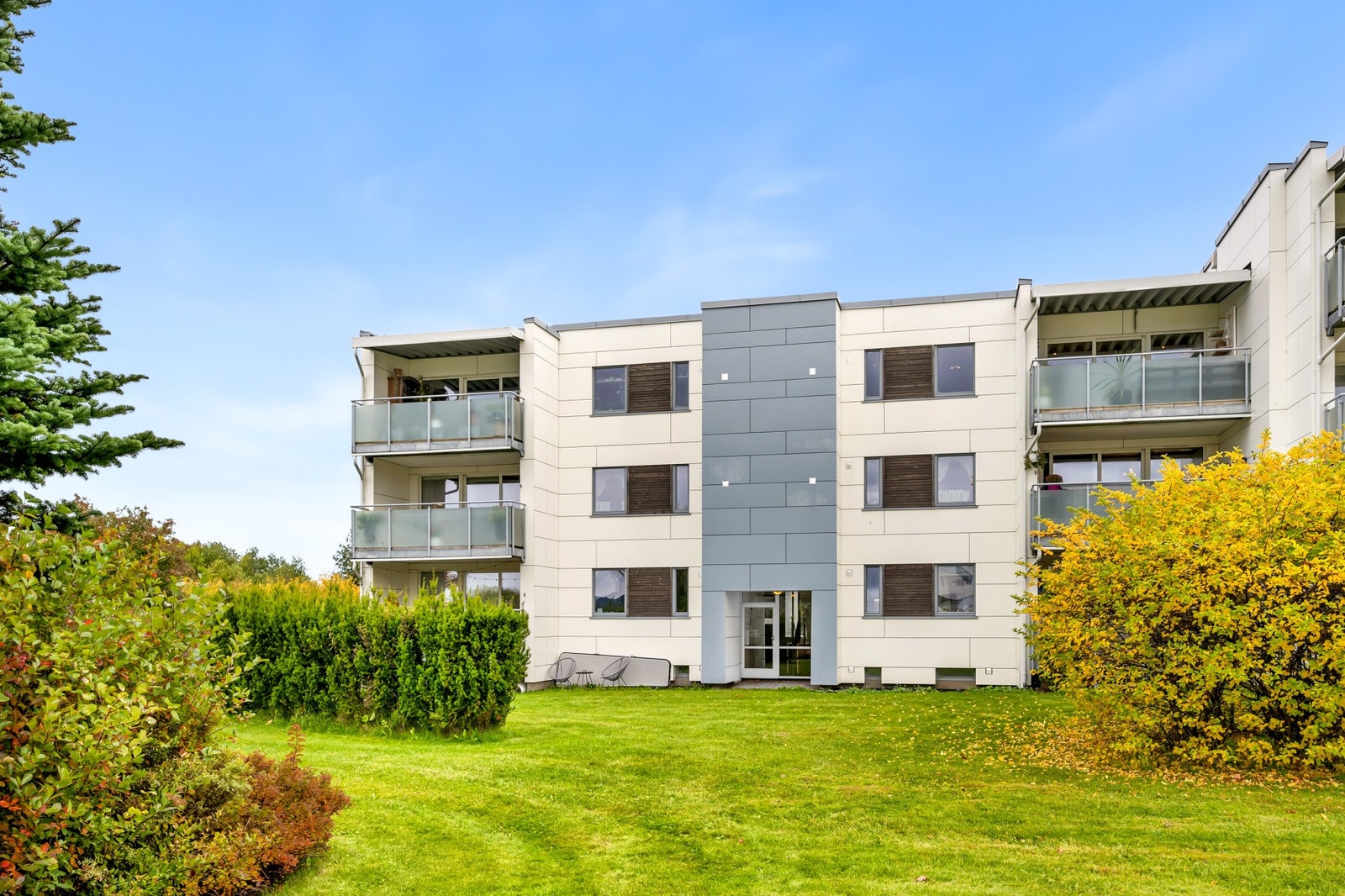 Fasade. Bygget ble utvendig renovert i 2015/2016. Galleribilde