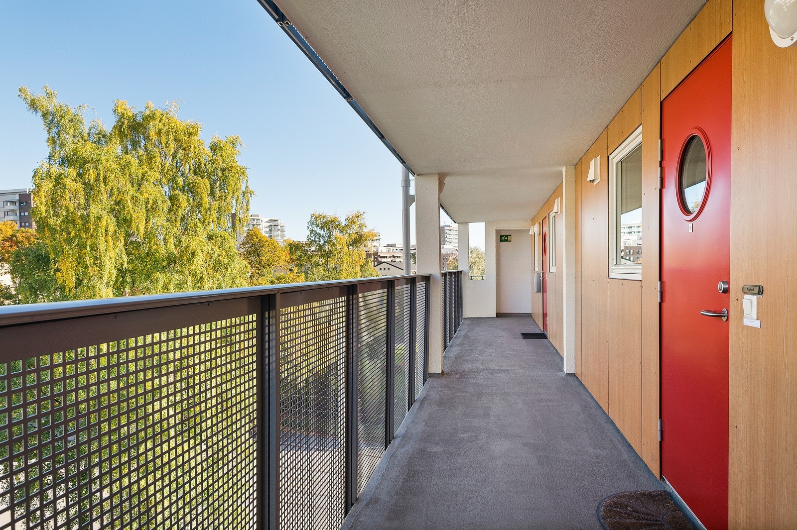 Trappefri adkomst til leiligheten med heis og svalgang. Galleribilde