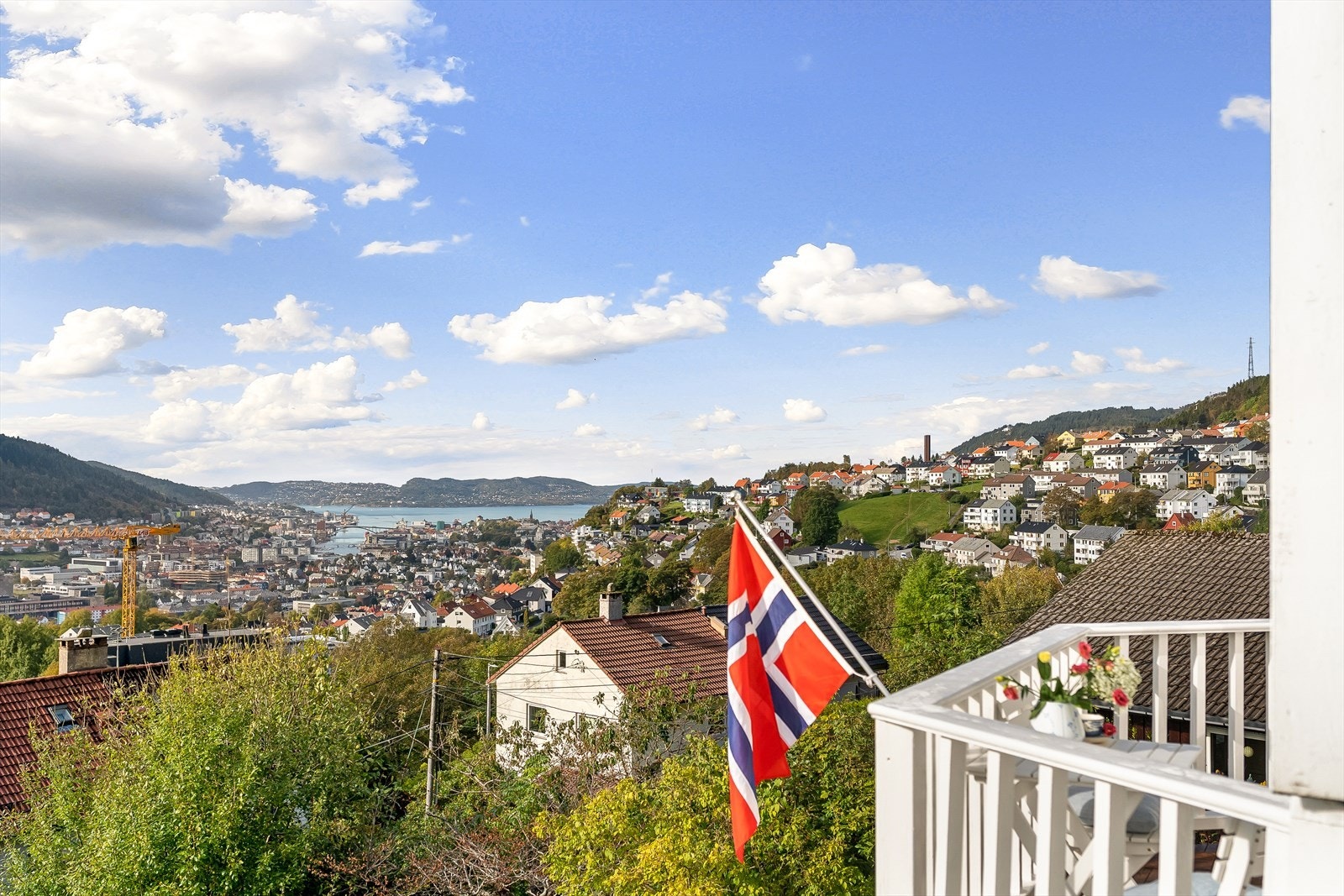 Man har utsikt fra alle vinkler fra sør til nord. Galleribilde