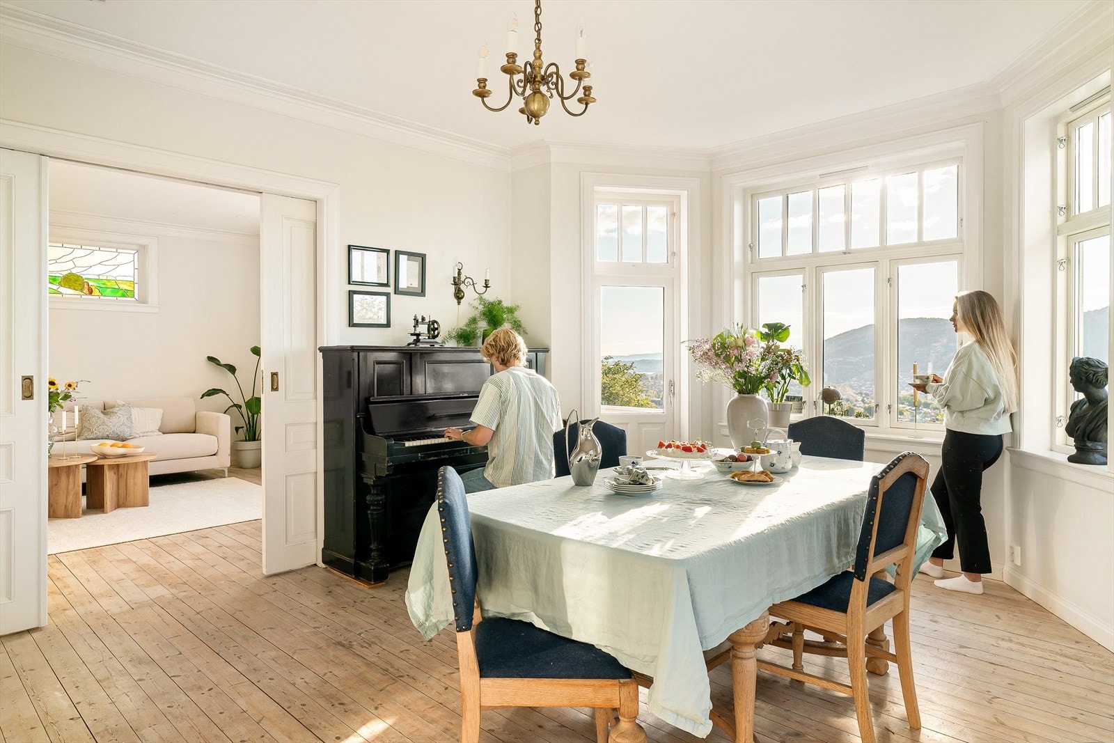 Det elektriske anlegget (med unntak av loft) ble skiftet i 2002. Galleribilde