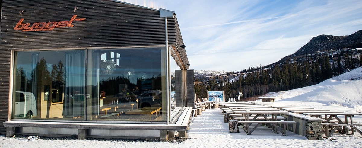 Fyripeisen restaurant og afterski ved Hovdestaul Galleribilde
