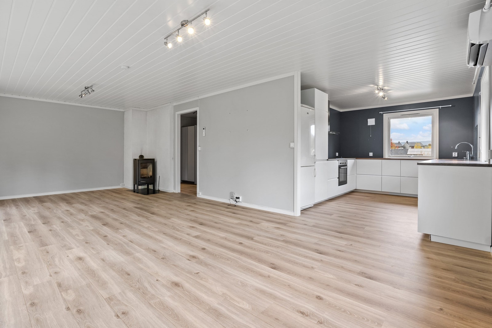 Stue og kjøkken Galleribilde