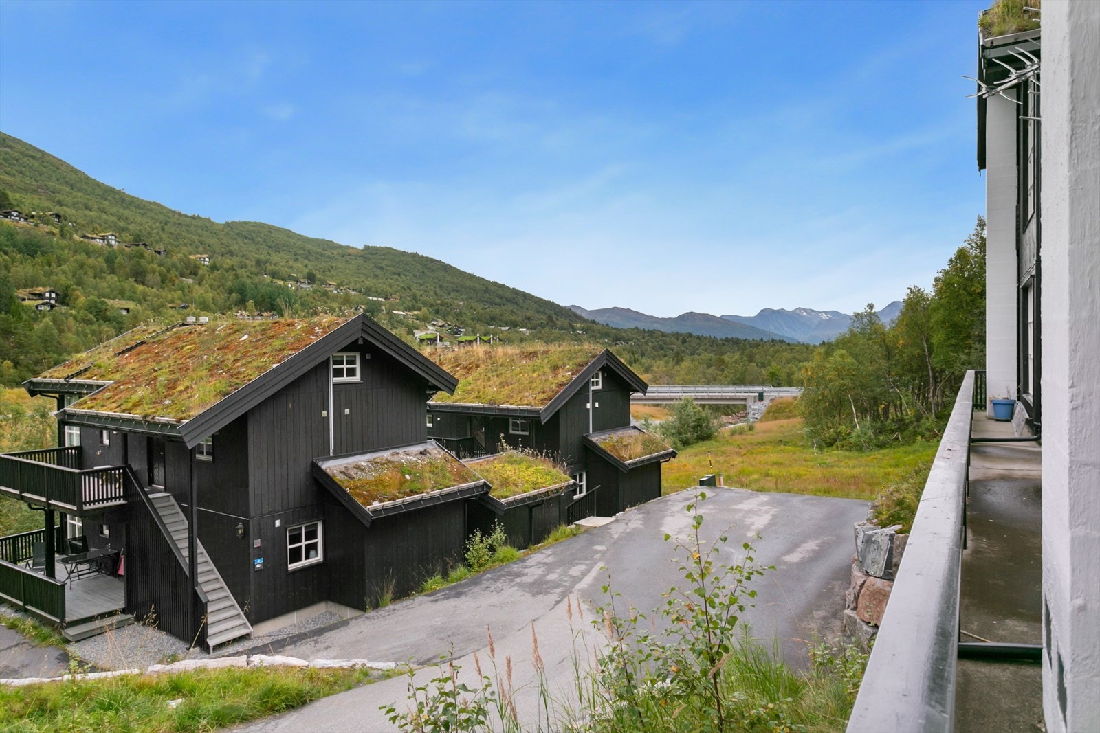 Utsikt mot Stranda Galleribilde