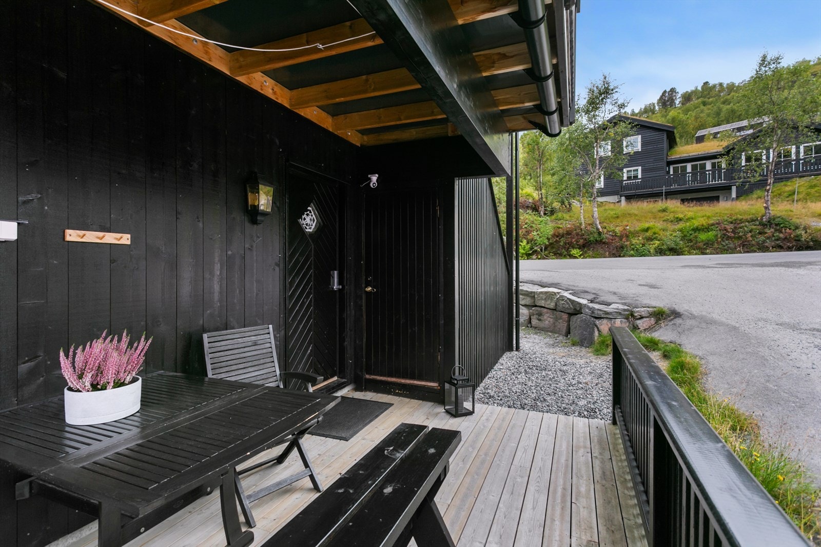 Uteplass | Markterrasse | Delvis overbygget Galleribilde