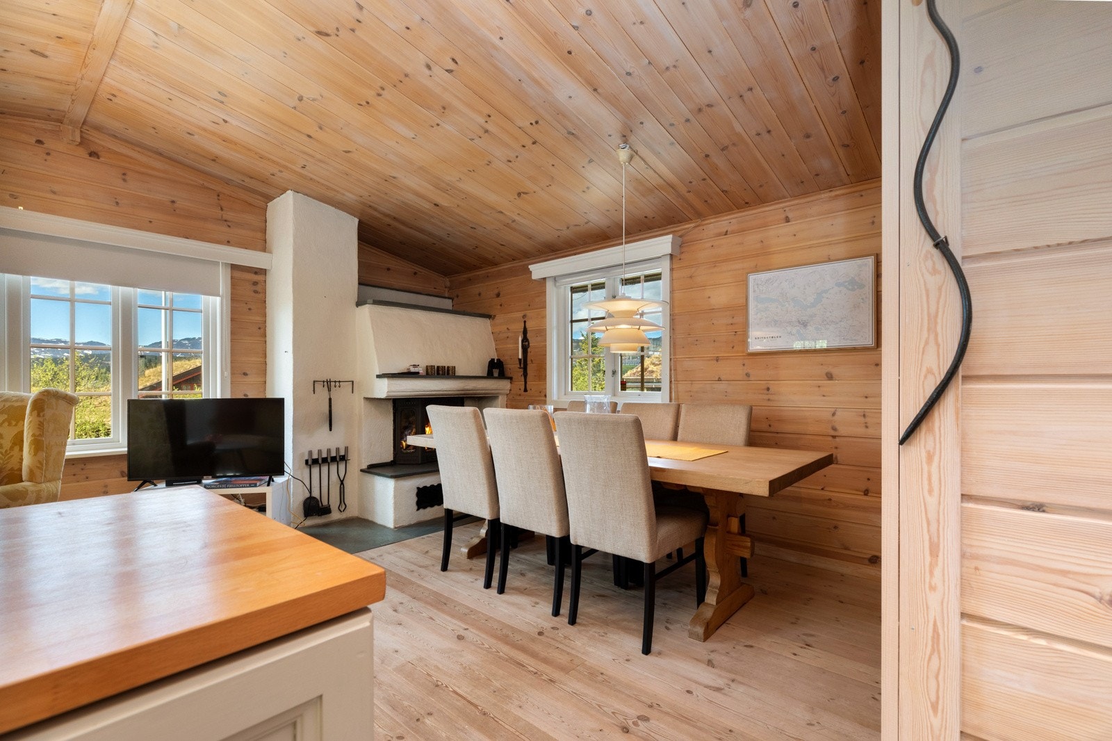 Hva med å kunne invitere venner og familie til et rakfisklag i Valdres? Galleribilde