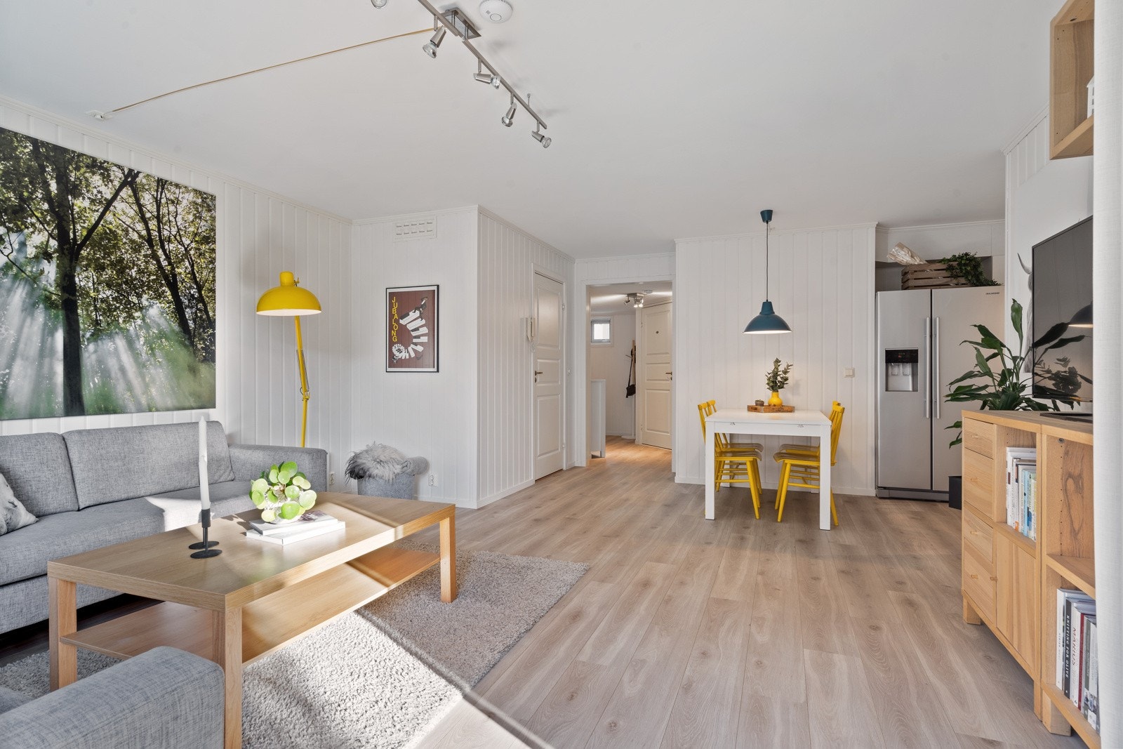 Den praktiske planløsningen gir godt med plass til ulike møbleringsmuligheter Galleribilde