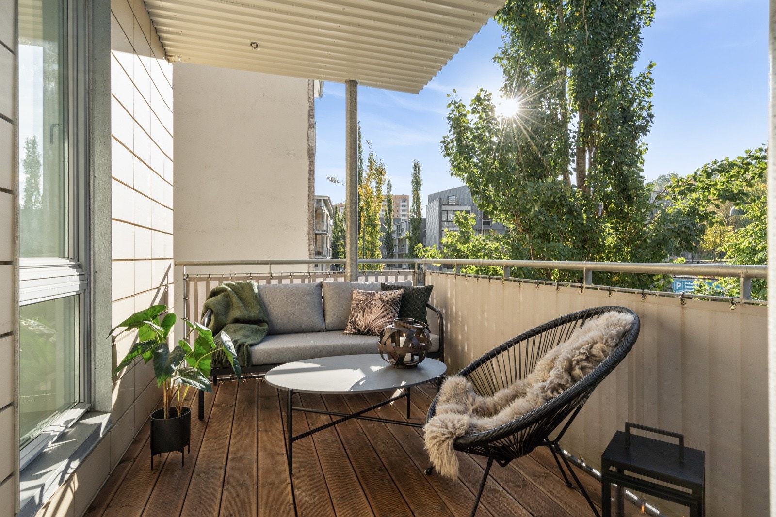 Velkommen til Mellomila 86 - En delikat og innholdsrik 3-roms hjørneleilighet med fantastisk beliggenhet i idylliske Ilsvika Galleribilde