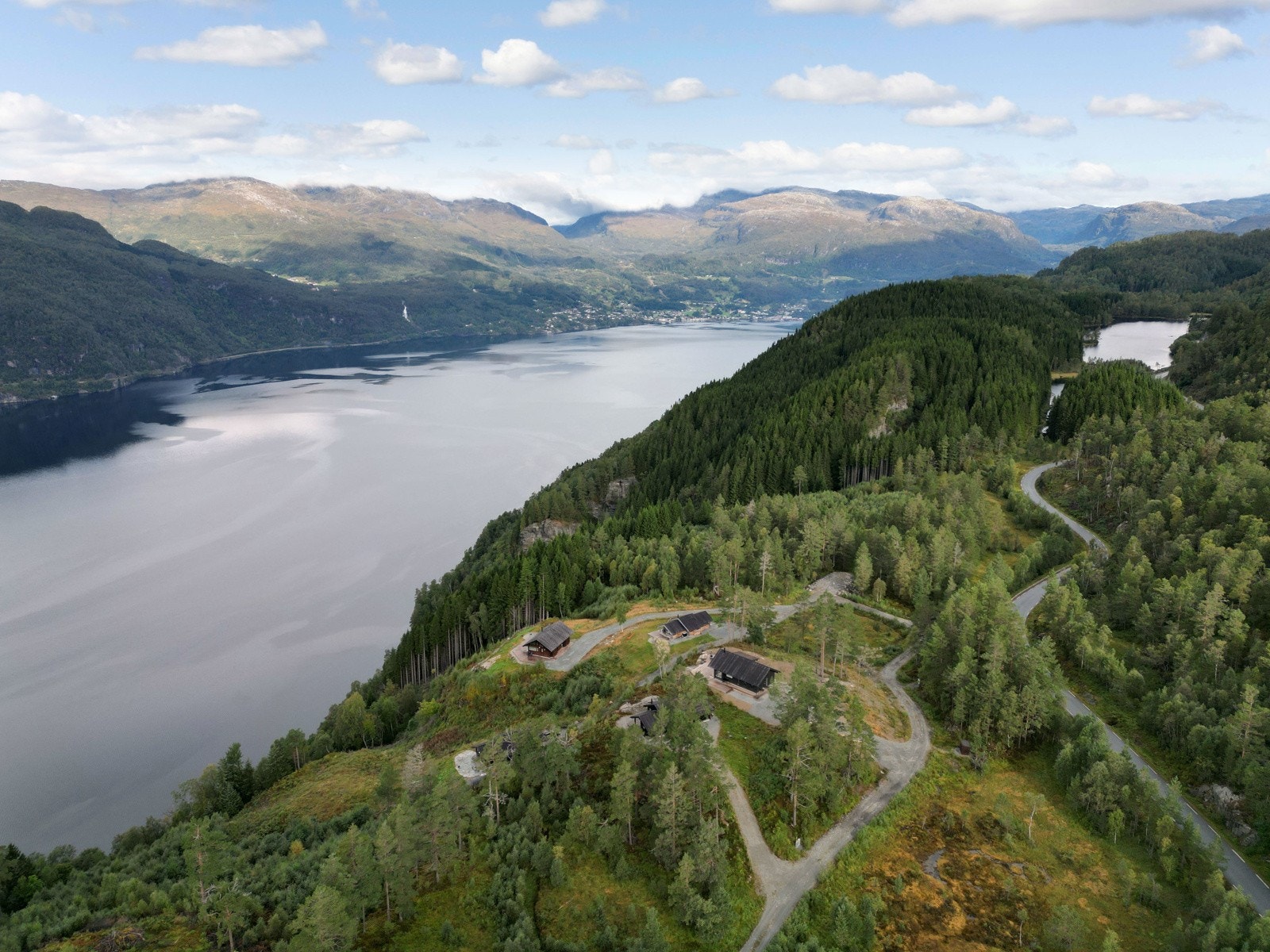 Utsikt over Saudafjorden. Galleribilde