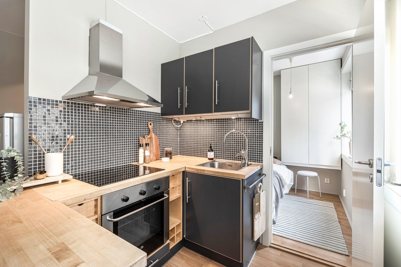 Det er montert Waterguard på kjøkken samt varmtvannbereder i 2022. Galleribilde