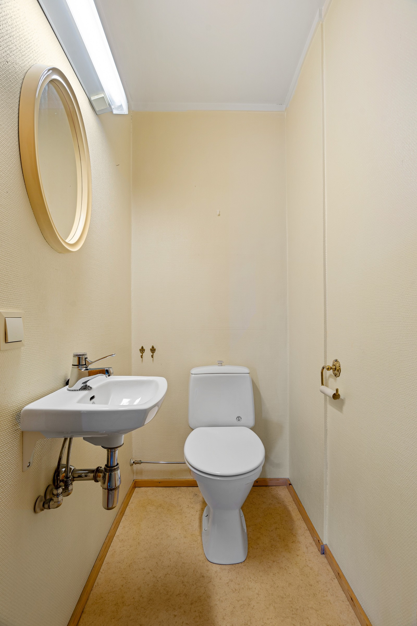 WC.