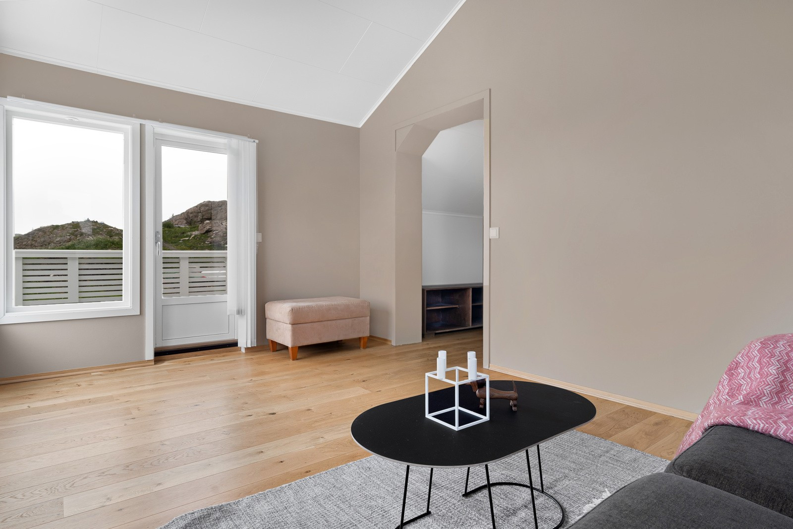 Utgang til veranda fra loftstue