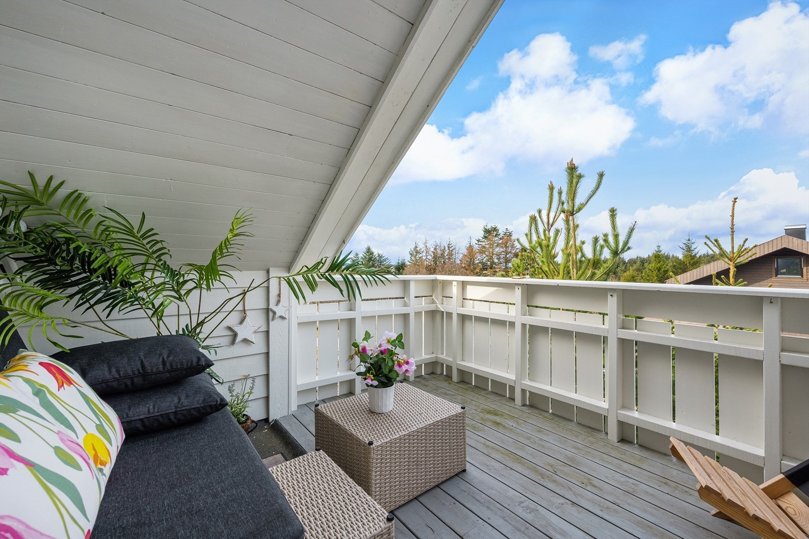 Balkong i overetasjen. Galleribilde