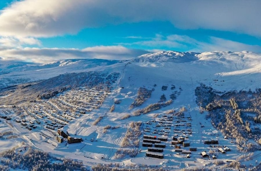 Rød prikk viser beliggenhet til leiligheten. Galleribilde