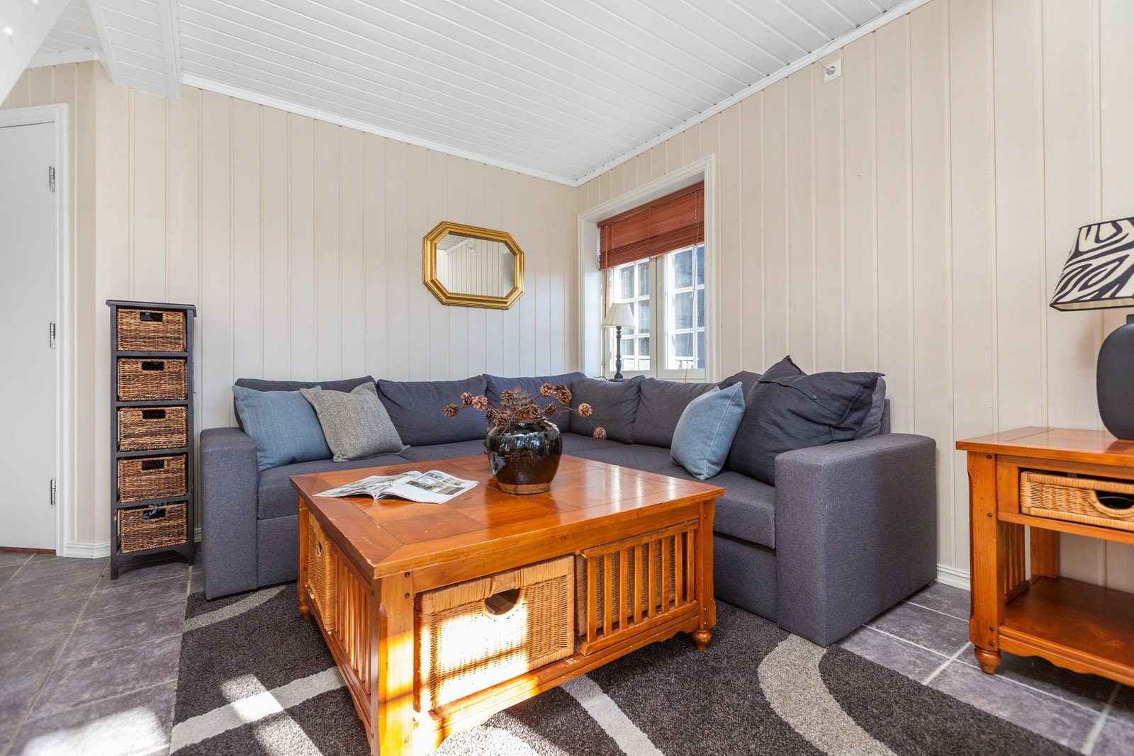 Det er behagelig gulvvarme i hele den sosiale sonen Galleribilde