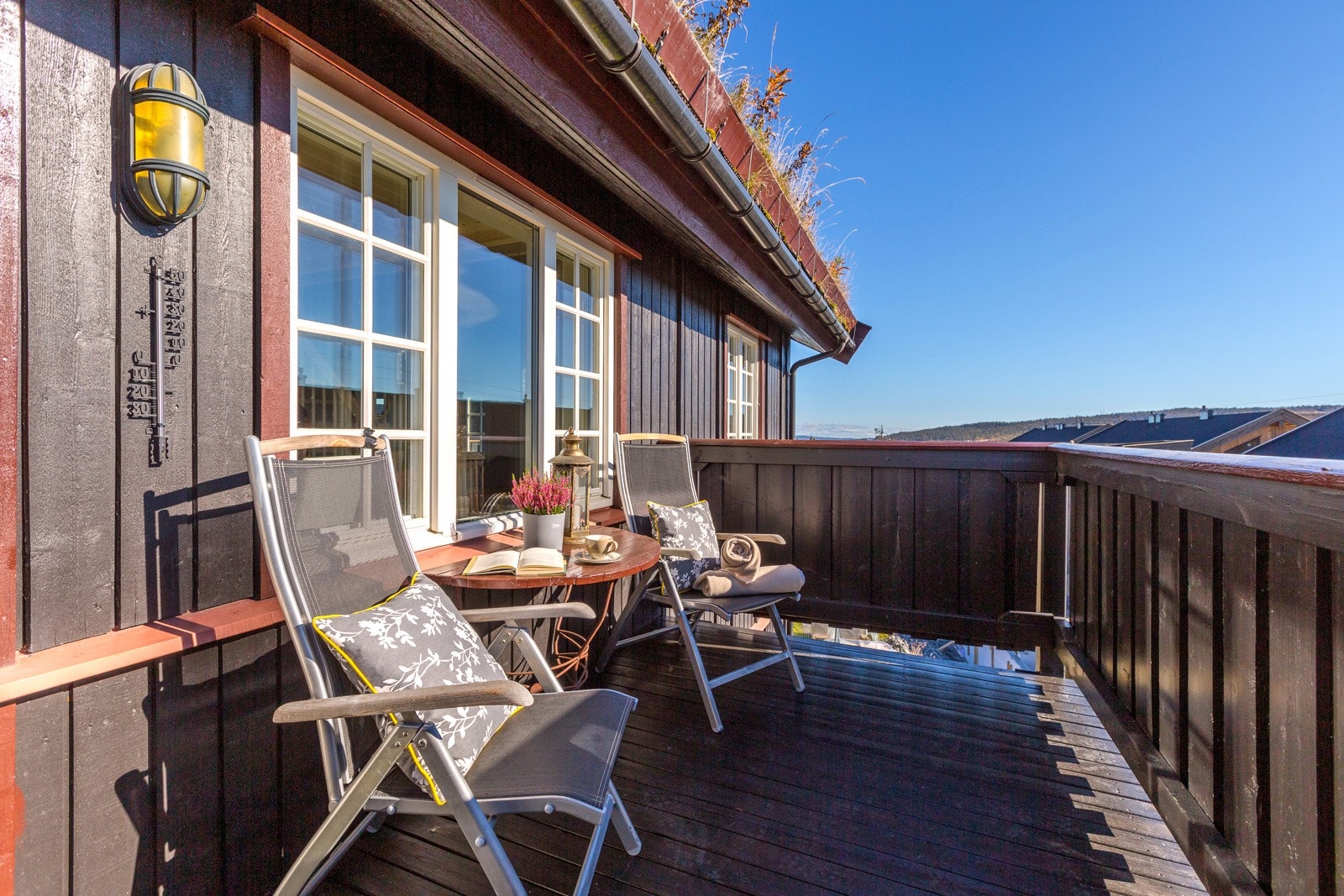 Leiligheten vender sør-vest, som gir svært gode solforhold Galleribilde