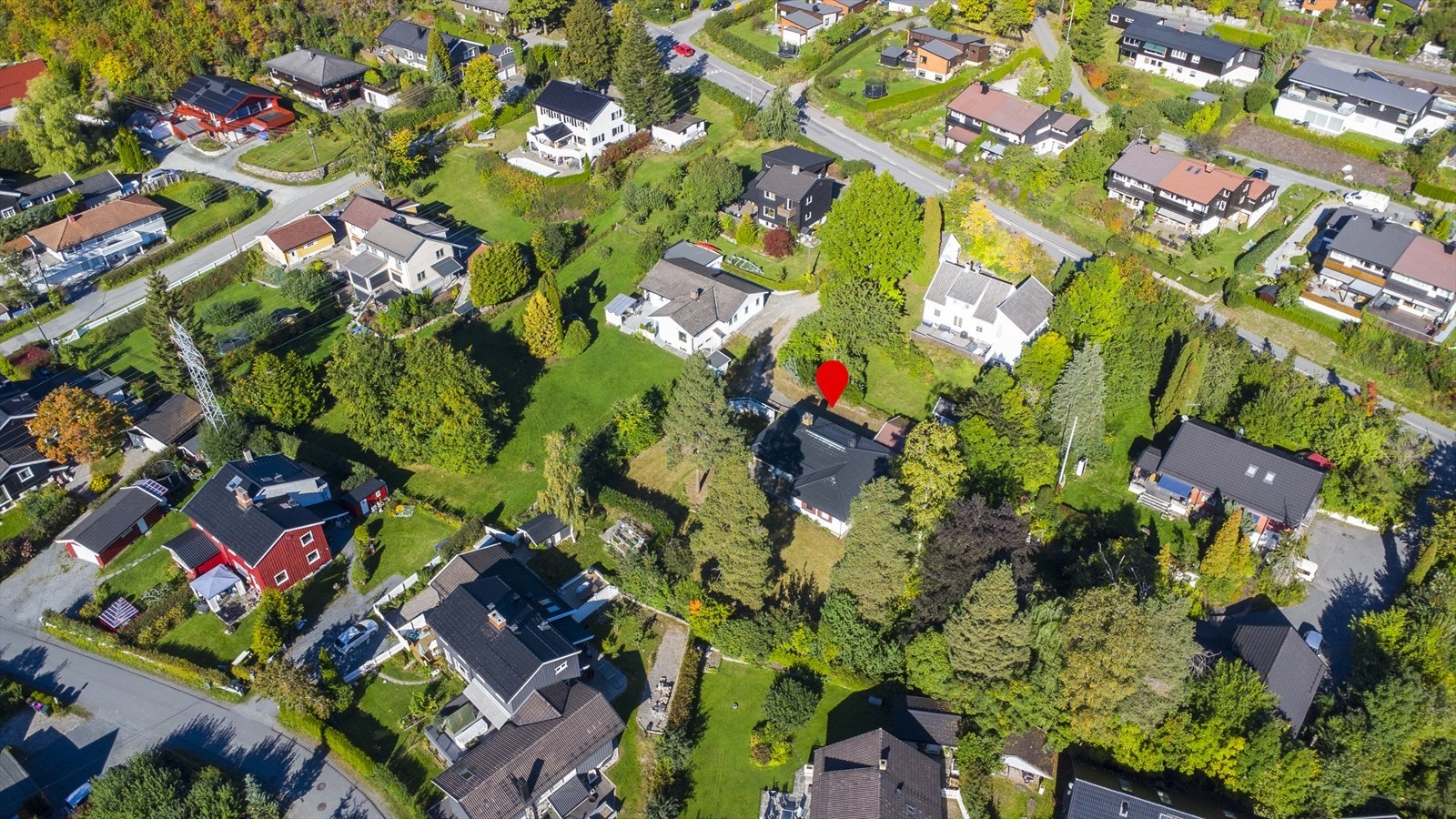 Boligen ligger fint til på Øvre Billingstad. Galleribilde