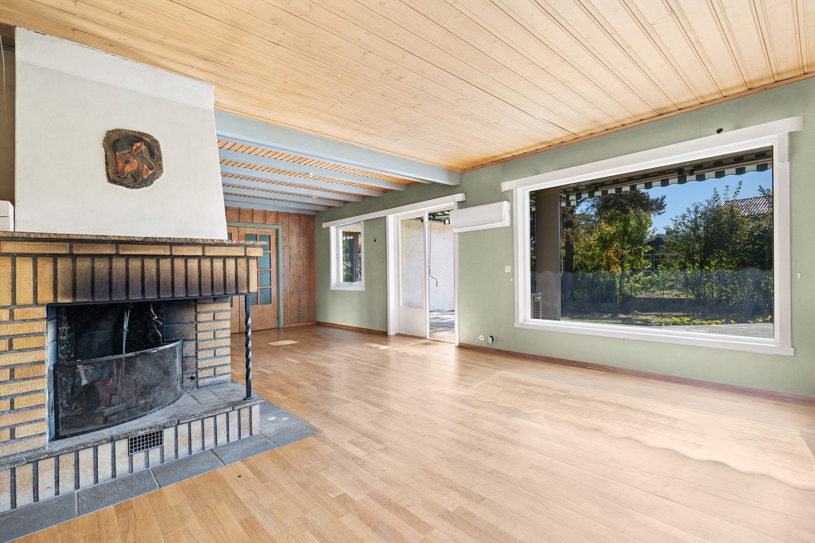 Boligen er å anses som et oppussingsobjekt med stort potensiale. Galleribilde