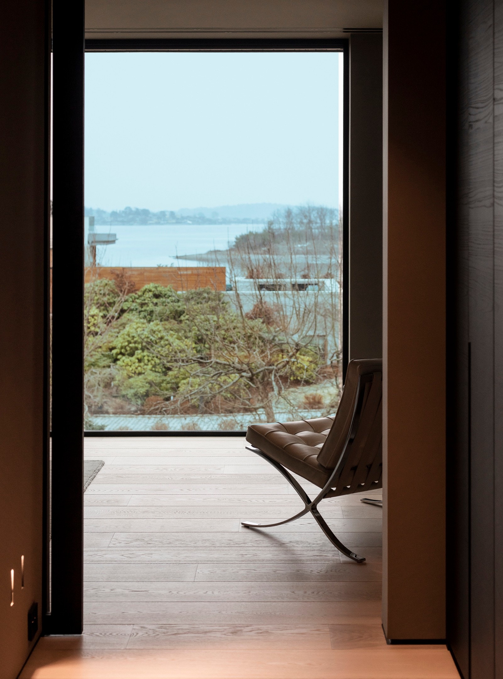 En hel egen del av andre etasje er satt av til en suiteløsning med utsikt over Oslofjorden. Galleribilde