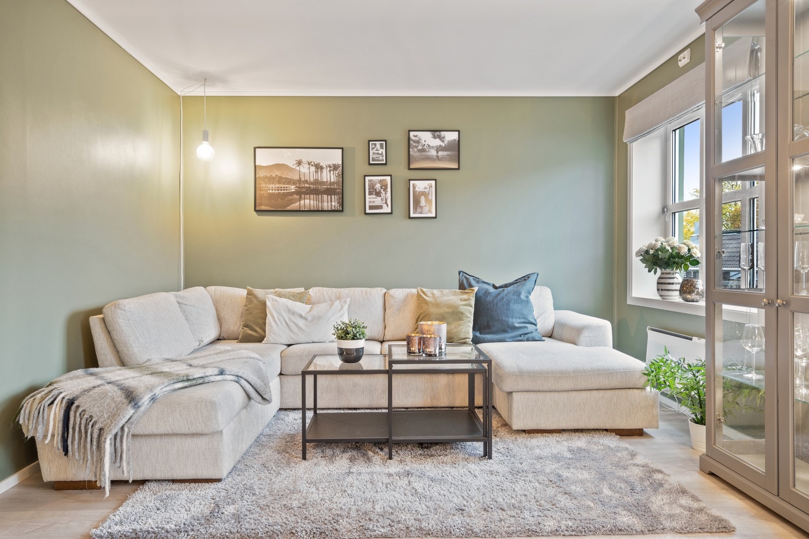 Abelsborg gate 5 er en av Ila sine nyere bygårder, med byggeår i 1997. Dette bidrar til en rekke moderne kvaliteter Galleribilde