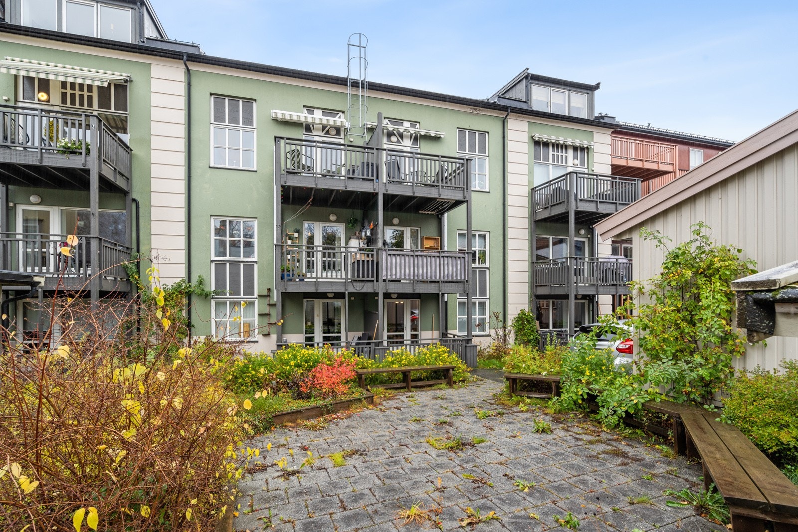 Bygget er fra 1997 og er ett av de nyere byggene i Ila Galleribilde