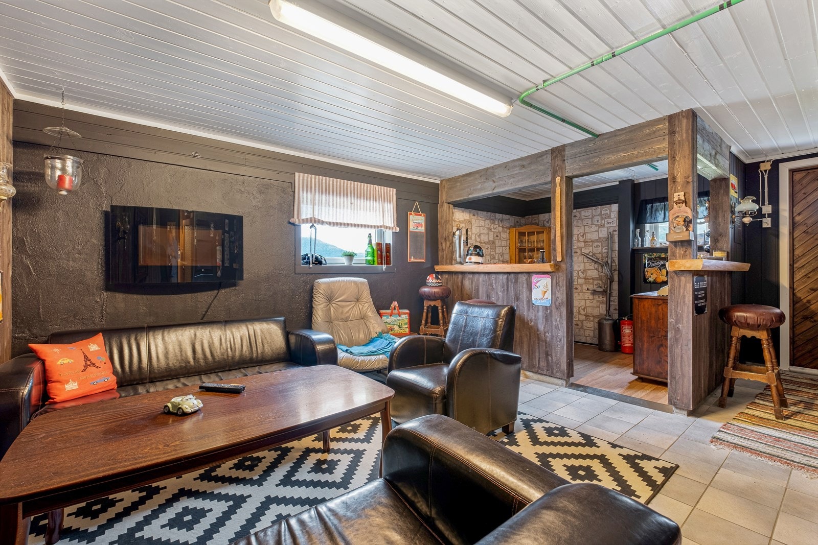 Innredet rom i låve Galleribilde