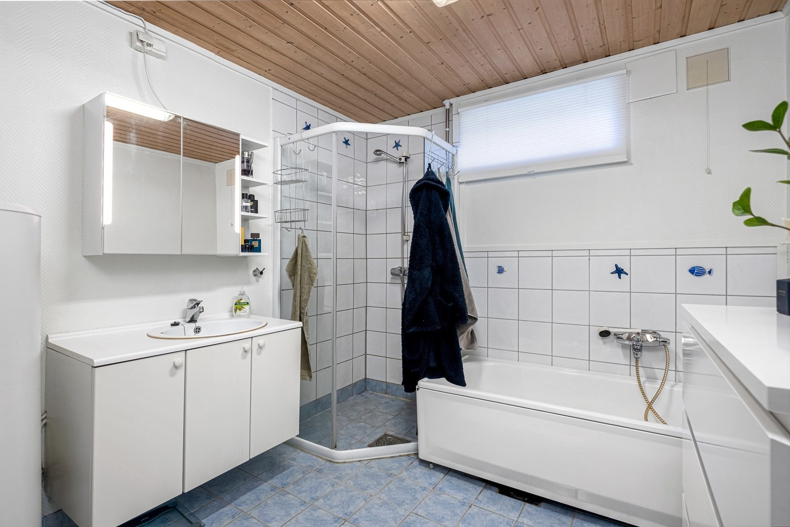 Bad sokkel Galleribilde