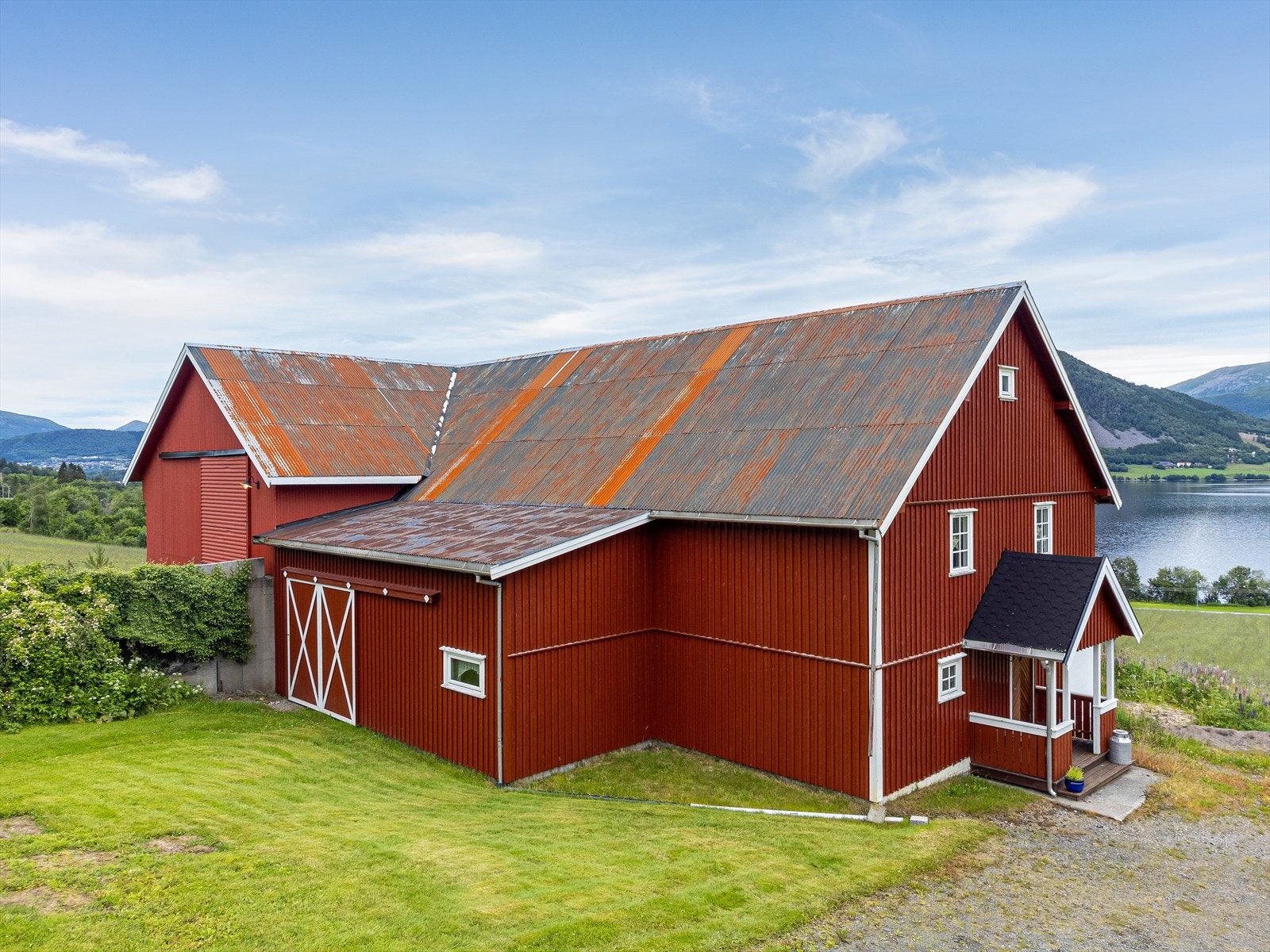 Driftsbygning med god plass Galleribilde