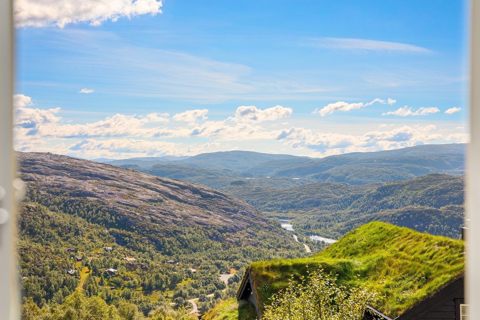 Fantastisk utsikt over Sirdal fra hytten Galleribilde