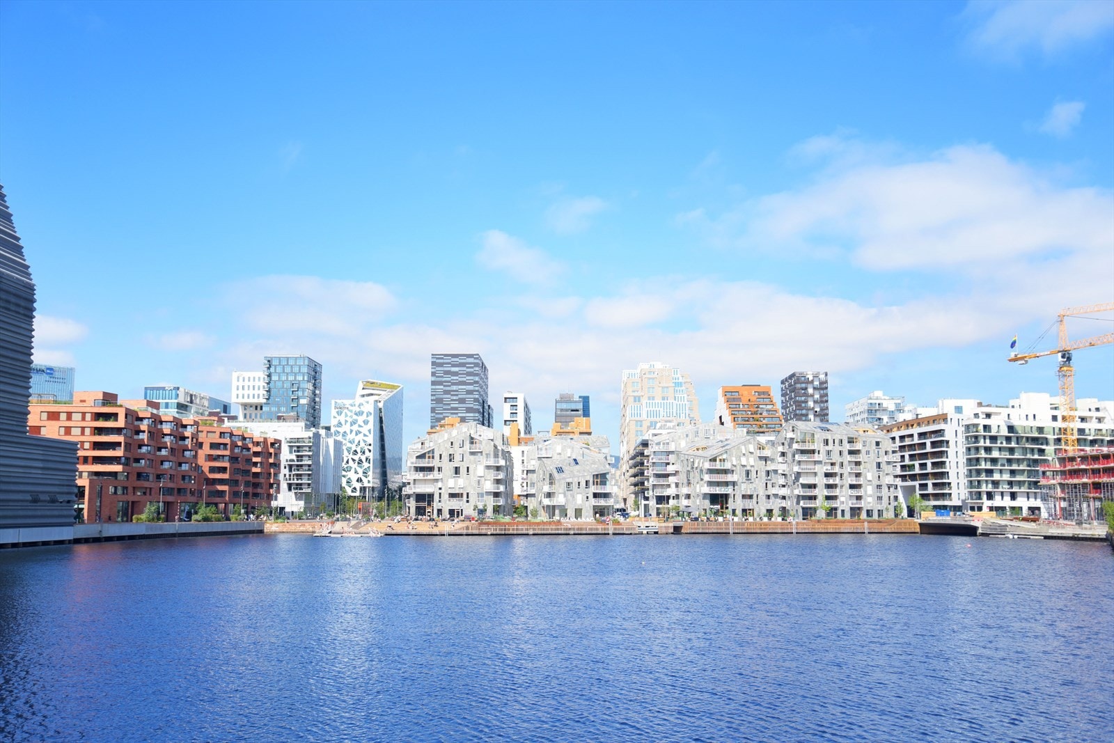 Bispevika, med vannkunsten i front. Galleribilde