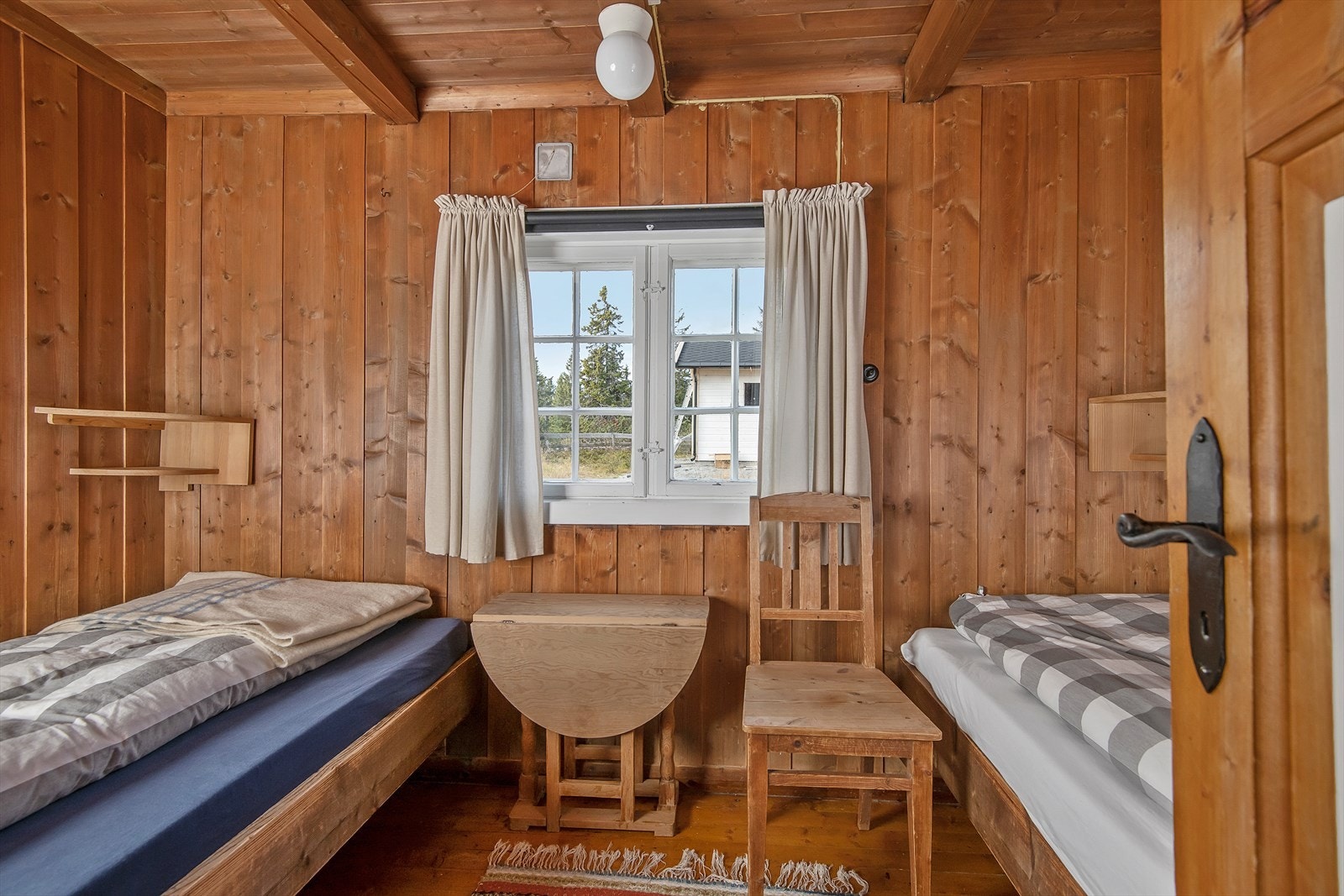 Soverom med 2 sengeplasser. Galleribilde