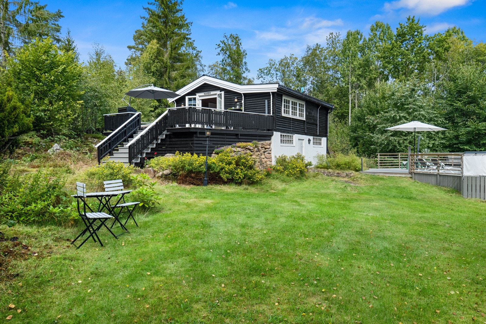 Meget sjarmerende hyttetun Galleribilde