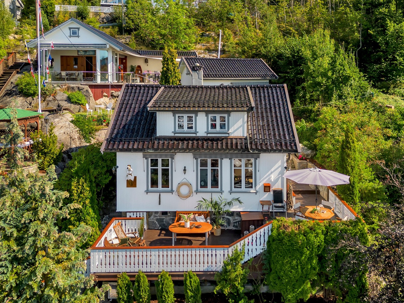 Vi begynner med hovedhuset. Galleribilde
