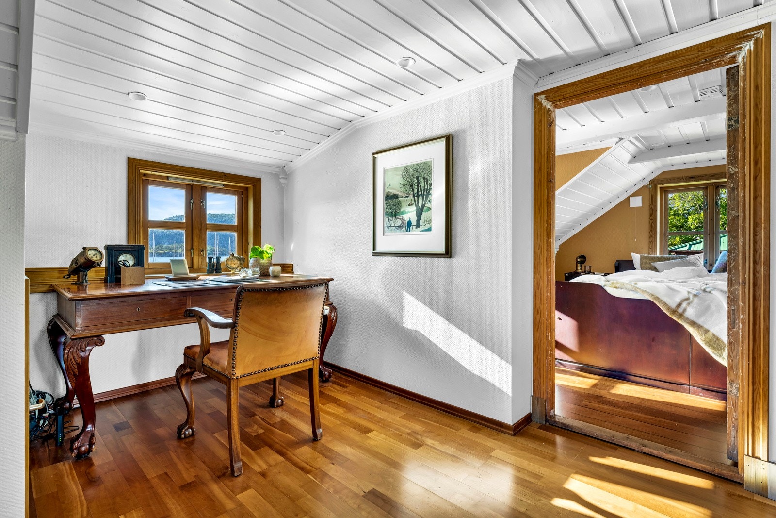 Både første etasje og loft fikk nye led-downlights i 2021. Galleribilde