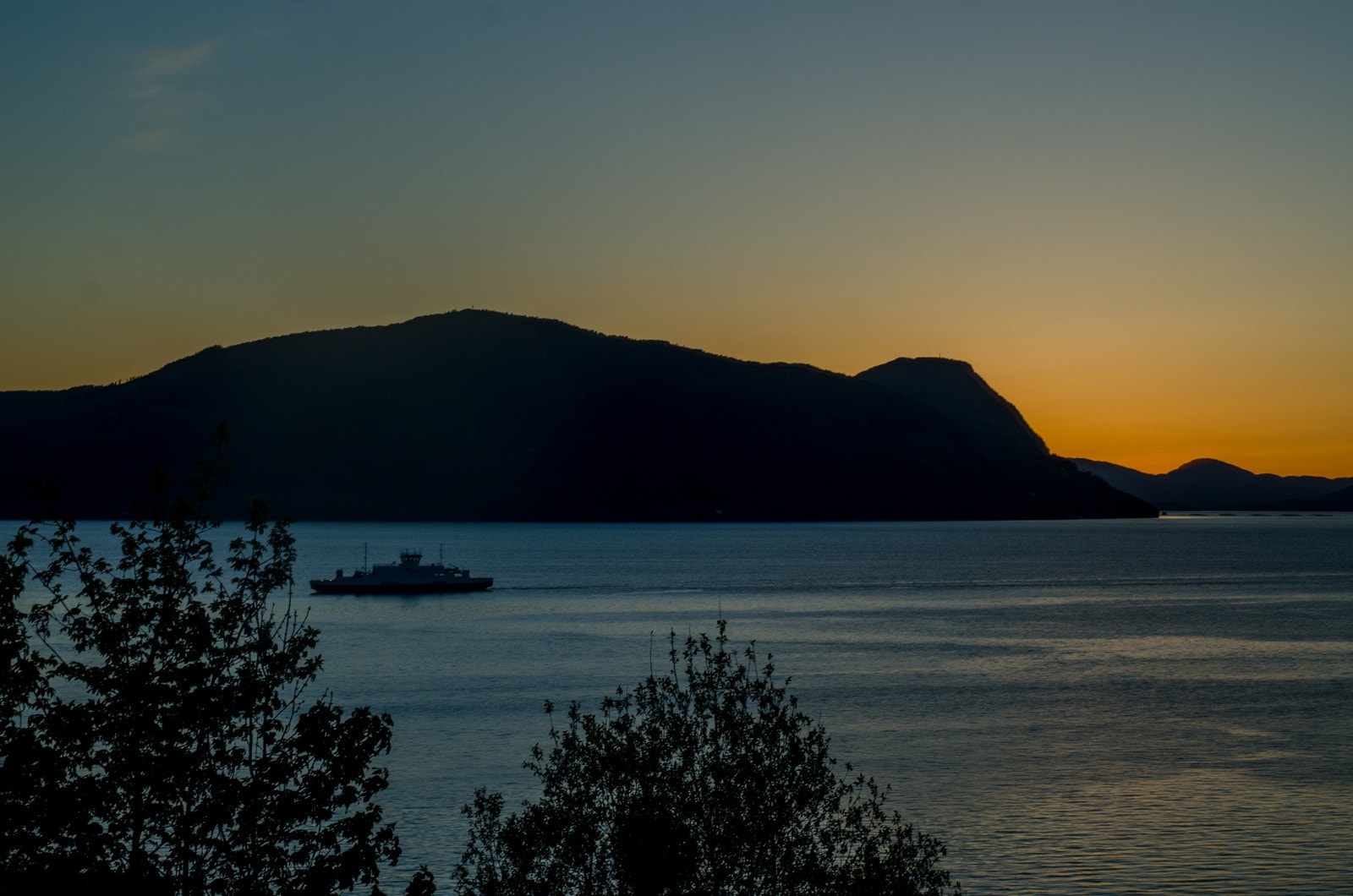 Utsikt fra boligen av solen som nettopp har gått ned ( Privat foto) Galleribilde