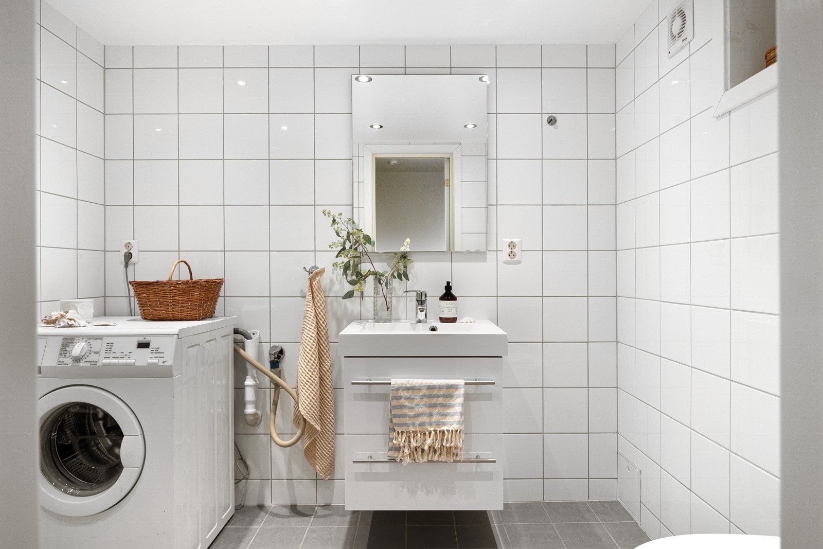 Badet i underetasjen er fra 2016 Galleribilde